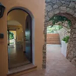 Beautiful Il Giardino Degli Oleandri 1 Bedroom Sleep 4, Extra Child Apartmán *