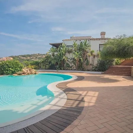 Beautiful Il Giardino Degli Oleandri 1 Bedroom Sleep 4, Extra Child *