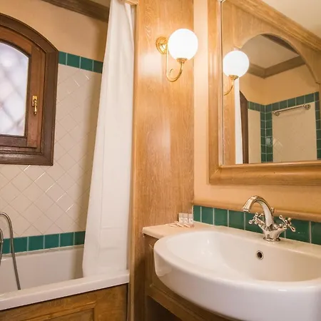 Beautiful Il Giardino Degli Oleandri 1 Bedroom Sleep 4, Extra Child * Liscia di Vacca