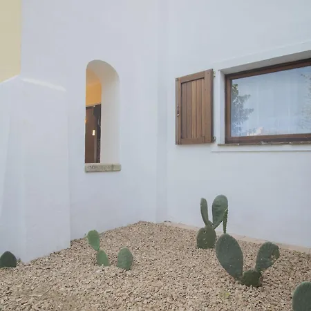 Beautiful Il Giardino Degli Oleandri 1 Bedroom Sleep 4, Extra Child Apartman