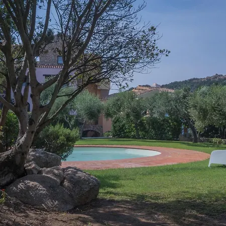Apartamento Beautiful Il Giardino Degli Oleandri 1 Bedroom Sleep 4, Extra Child Liscia di Vacca