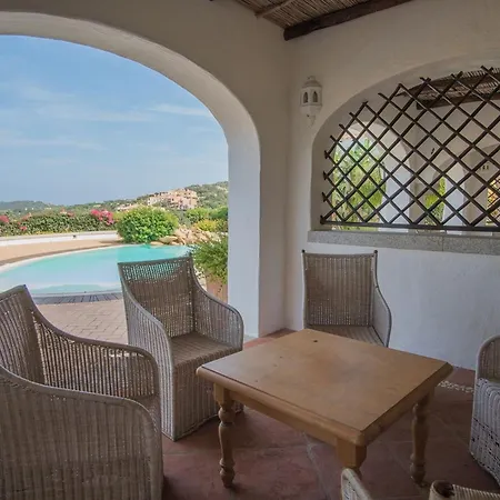 Beautiful Il Giardino Degli Oleandri 1 Bedroom Sleep 4, Extra Child *
