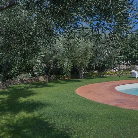 Beautiful Il Giardino Degli Oleandri 1 Bedroom Sleep 4, Extra Child * Liscia di Vacca